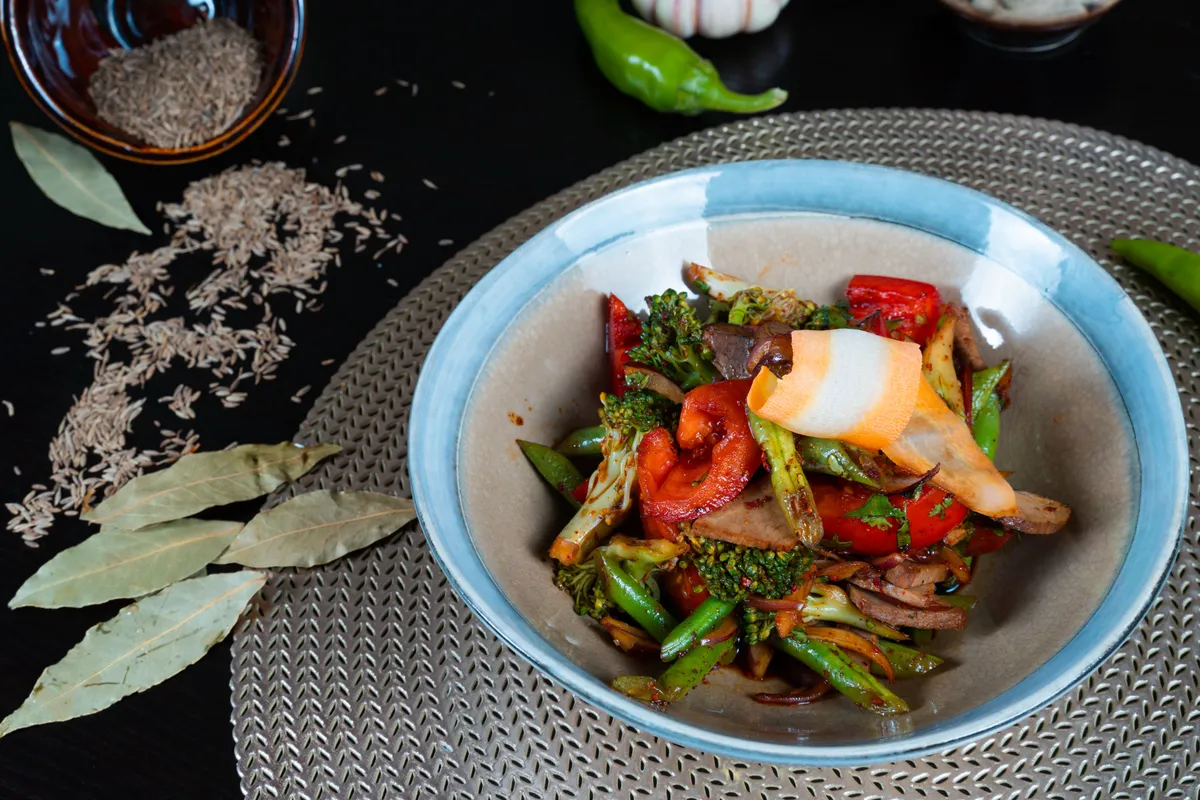 Ternera Salteada con Verduras